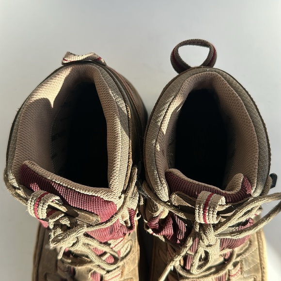 Keen Targhee II Mid Hiking Boots In Brown-burgundy-Sz 9 - Picture 7 of 15